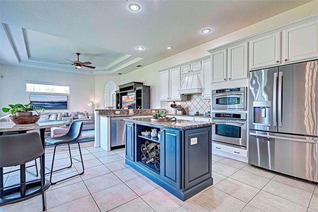 12086 GRANITE WOODS LOOP, Venice, FL 34292