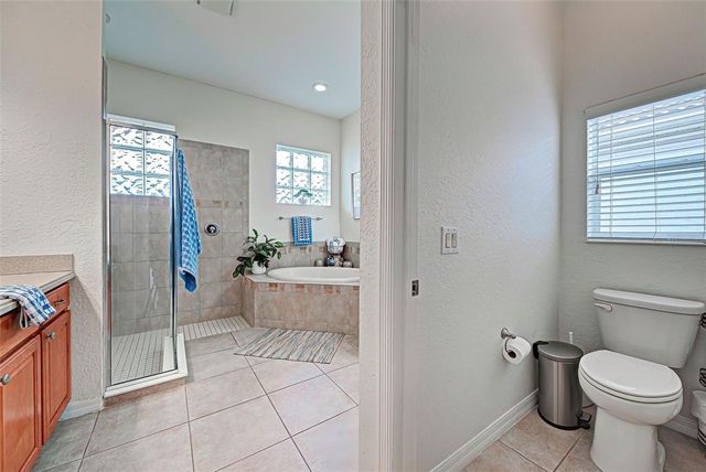 12086 GRANITE WOODS LOOP, Venice, FL 34292