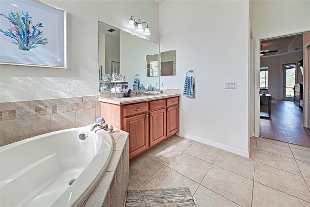 12086 GRANITE WOODS LOOP, Venice, FL 34292