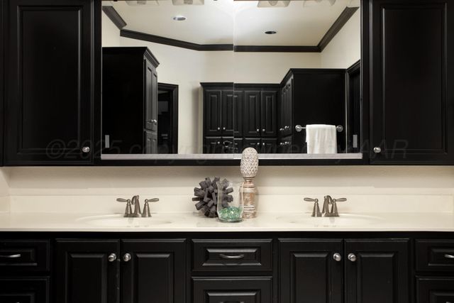 8001 RABURN Lane, Canyon, TX 79015