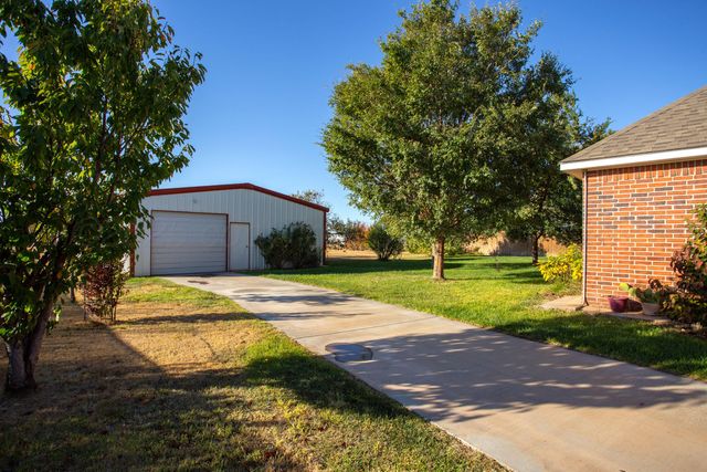 8001 RABURN Lane, Canyon, TX 79015