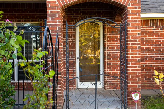 8001 RABURN Lane, Canyon, TX 79015