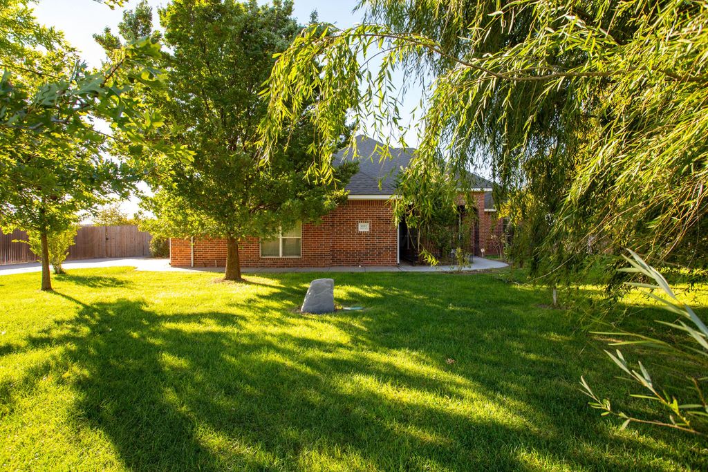 8001 RABURN Lane, Canyon, TX 79015