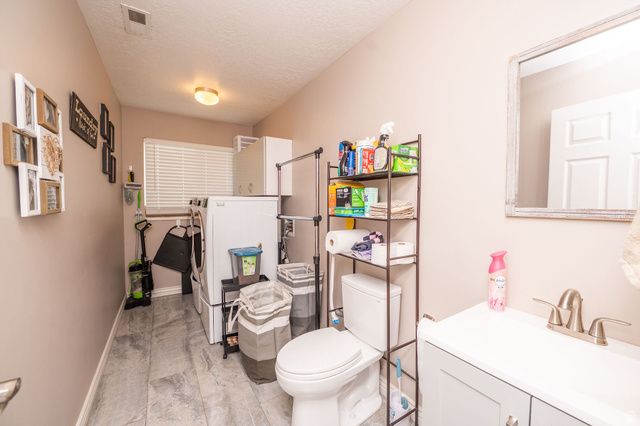 463 W 2125 N, Harrisville, UT 84414