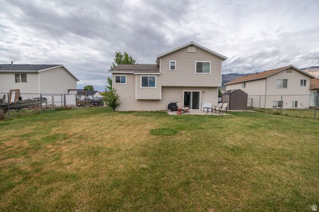 463 W 2125 N, Harrisville, UT 84414