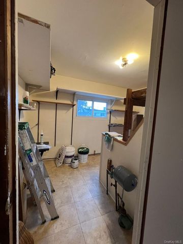 135 Sunrise Lane, Hempstead, NY 11756