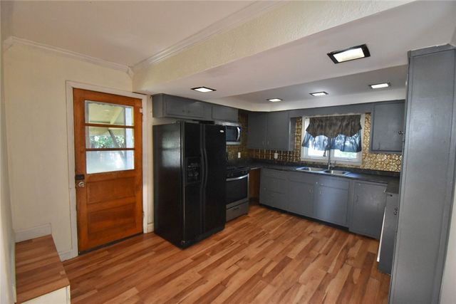 24 Rose Street, Geneva City, NY 14456