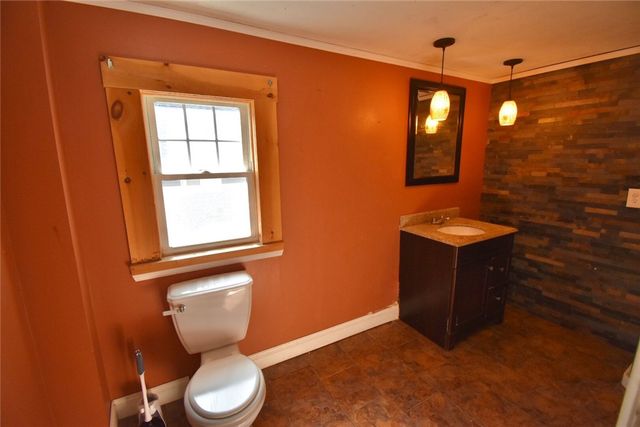 24 Rose Street, Geneva City, NY 14456