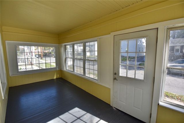 24 Rose Street, Geneva City, NY 14456