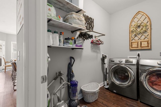 3805 Mandy Court, Warsaw, IN 46582