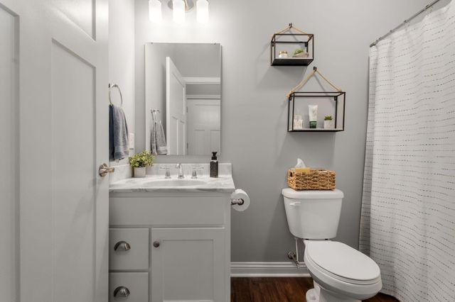 3805 Mandy Court, Warsaw, IN 46582