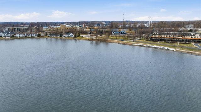 3805 Mandy Court, Warsaw, IN 46582