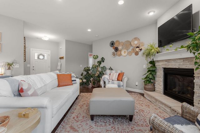 3805 Mandy Court, Warsaw, IN 46582