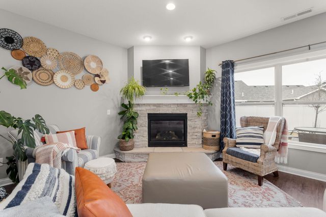 3805 Mandy Court, Warsaw, IN 46582