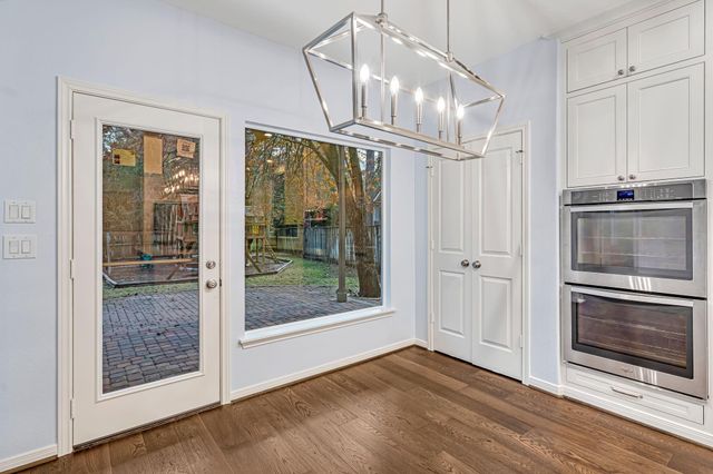 199 Maple Path Place, The Woodlands, TX 77382