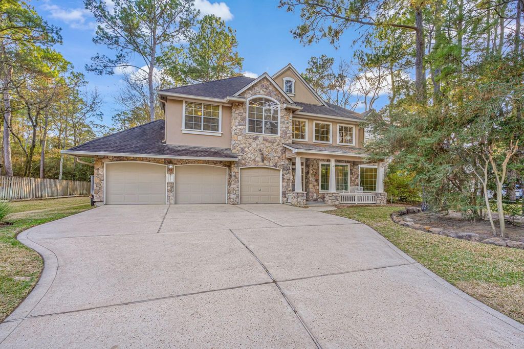 199 Maple Path Place, The Woodlands, TX 77382