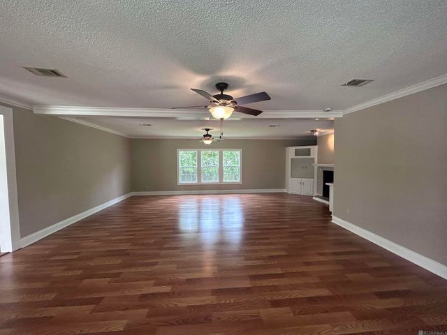 10000 Cochise Dr, Denham Springs, LA 70726