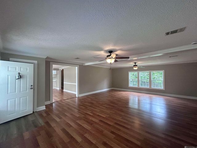 10000 Cochise Dr, Denham Springs, LA 70726