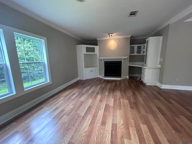 10000 Cochise Dr, Denham Springs, LA 70726
