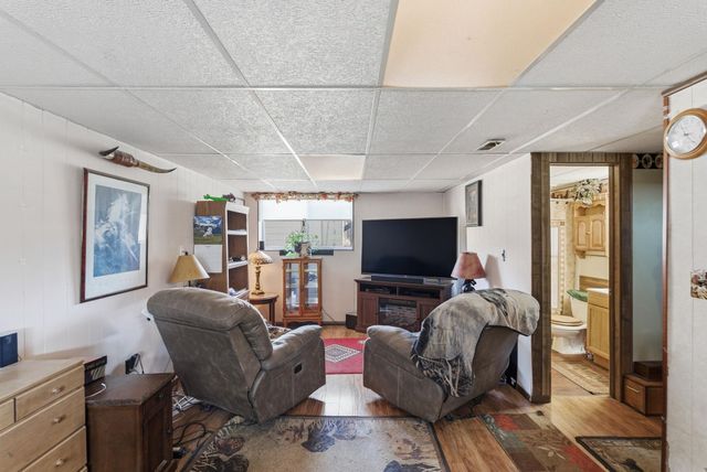 3054 S Gordon Ave, Wichita, KS 67217