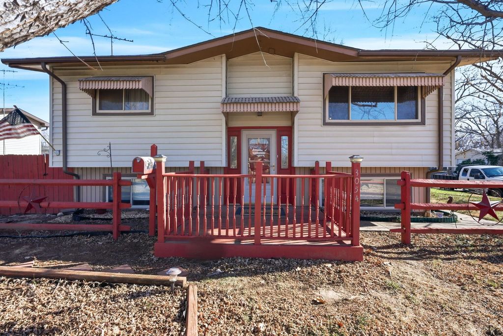 3054 S Gordon Ave, Wichita, KS 67217