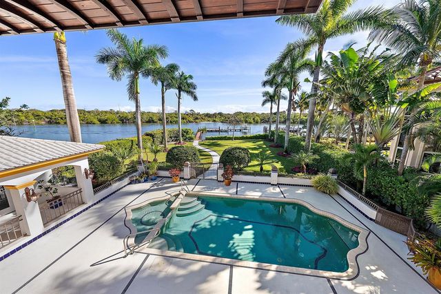 2929 Marys Way, Palm Beach Gardens, FL 33410