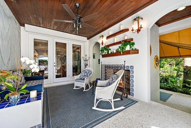 2929 Marys Way, Palm Beach Gardens, FL 33410