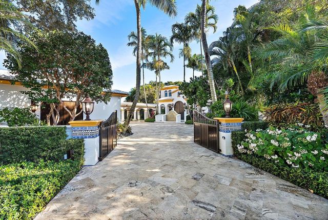 2929 Marys Way, Palm Beach Gardens, FL 33410