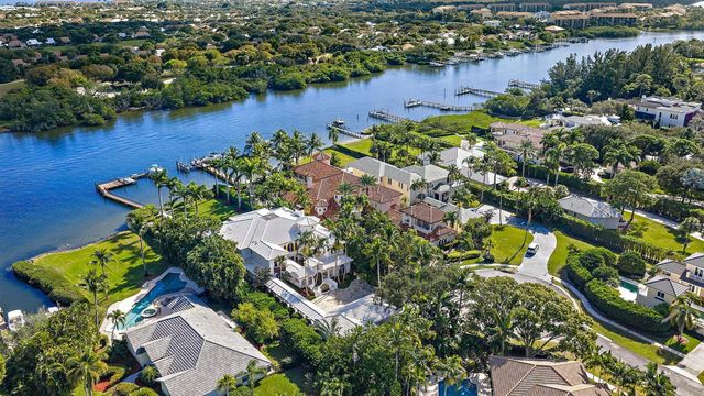 2929 Marys Way, Palm Beach Gardens, FL 33410