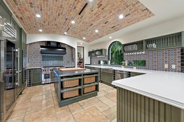 2929 Marys Way, Palm Beach Gardens, FL 33410
