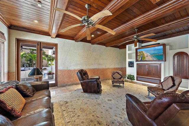 2929 Marys Way, Palm Beach Gardens, FL 33410