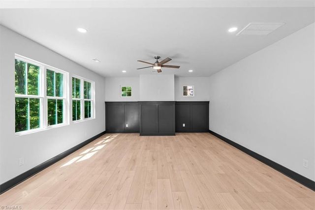 4926 Leinbach Drive, Winston-salem, NC 27106