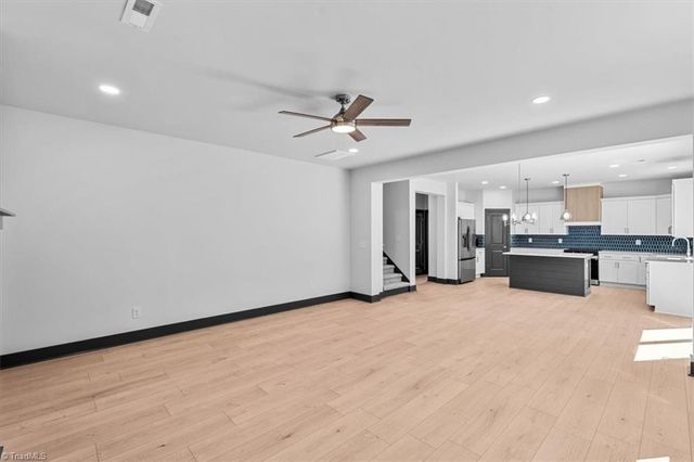 4926 Leinbach Drive, Winston-salem, NC 27106