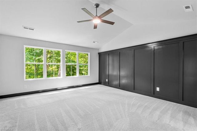 4926 Leinbach Drive, Winston-salem, NC 27106