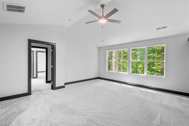 4926 Leinbach Drive, Winston-salem, NC 27106