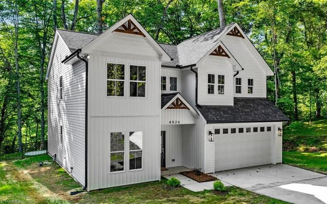 4926 Leinbach Drive, Winston-salem, NC 27106