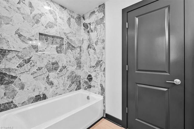 4926 Leinbach Drive, Winston-salem, NC 27106