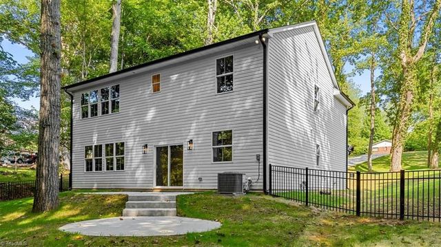 4926 Leinbach Drive, Winston-salem, NC 27106