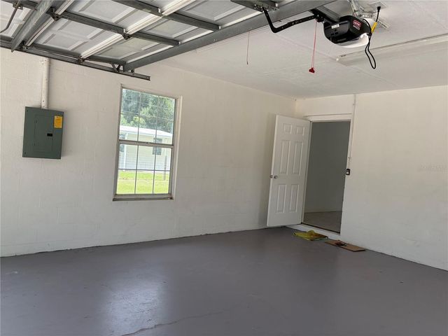 4706 COATS ROAD, Zephyrhills, FL 33541