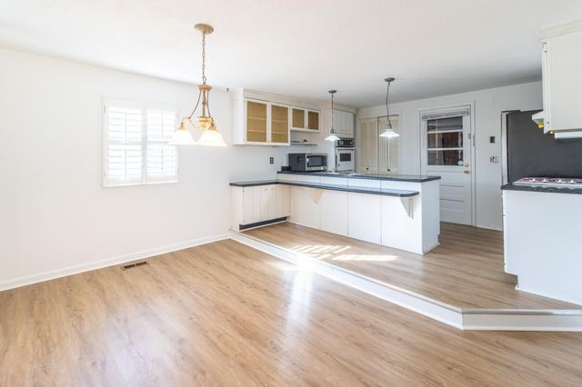 7 Broadway Street, Rossville, GA 30741