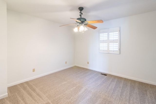 7 Broadway Street, Rossville, GA 30741