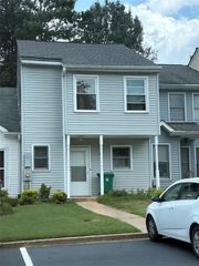 2268 Wellington Circle, Lithonia, GA 30058