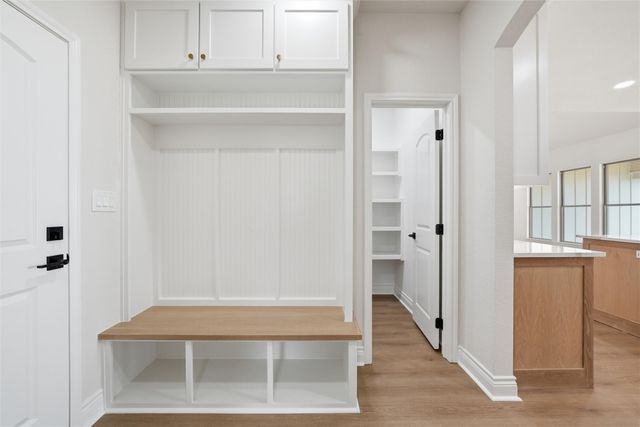 1333 Red Rock Road, Hewitt, TX 76643