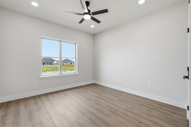 1333 Red Rock Road, Hewitt, TX 76643