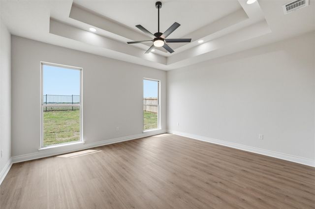 1333 Red Rock Road, Hewitt, TX 76643