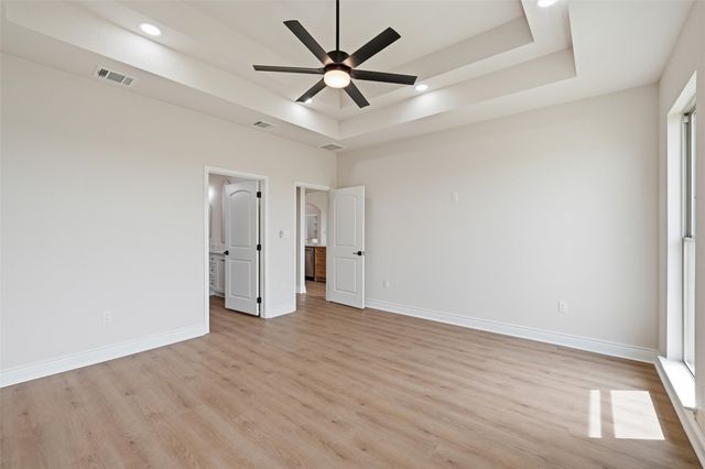 1333 Red Rock Road, Hewitt, TX 76643