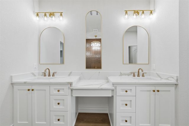 1333 Red Rock Road, Hewitt, TX 76643