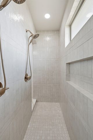 1333 Red Rock Road, Hewitt, TX 76643