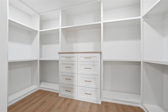 1333 Red Rock Road, Hewitt, TX 76643