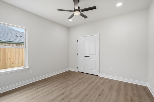 1333 Red Rock Road, Hewitt, TX 76643